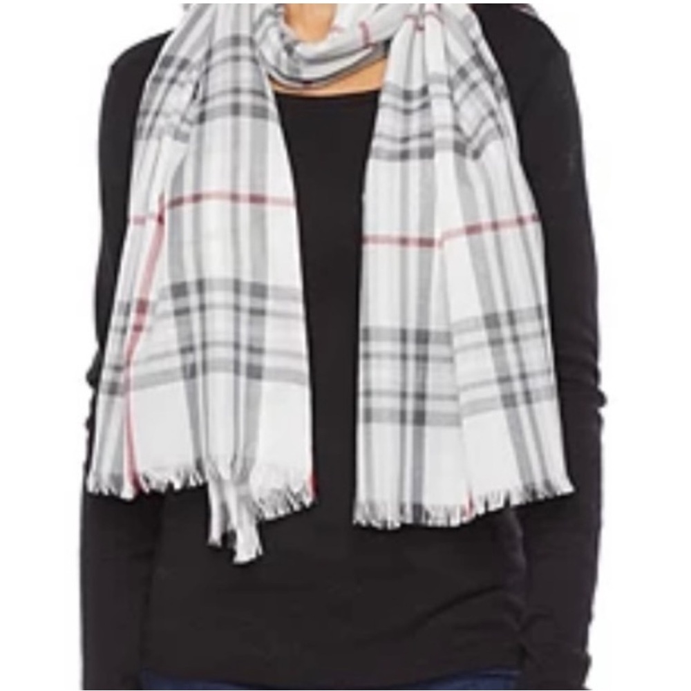 V. Fraas Poly Oblong Oblong Plaid Scarf ~ Ivory